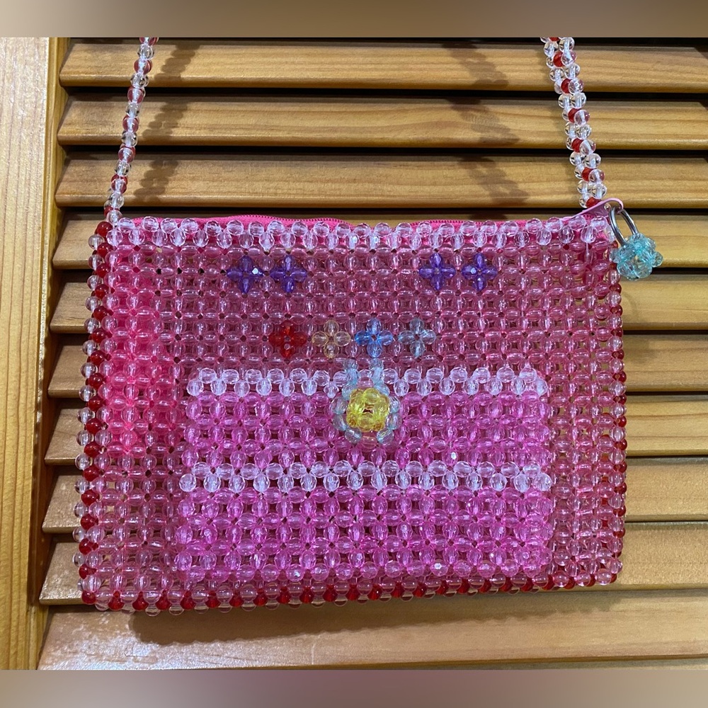 💖Super cute beaded crossbody bag! #Girlhoodcore✨